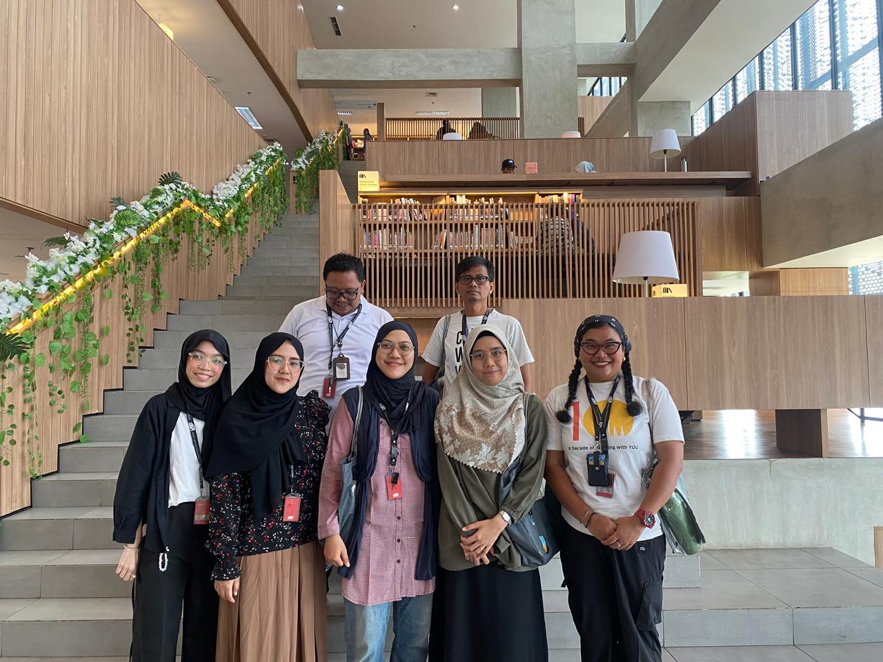 Tur Sekitar Perpustakaan Jakarta